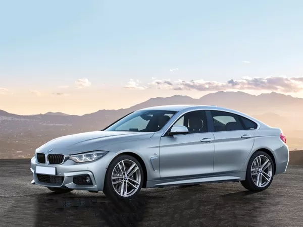 Dịch vụ thay Kính chắn gió xe BMW 420i tận nơi